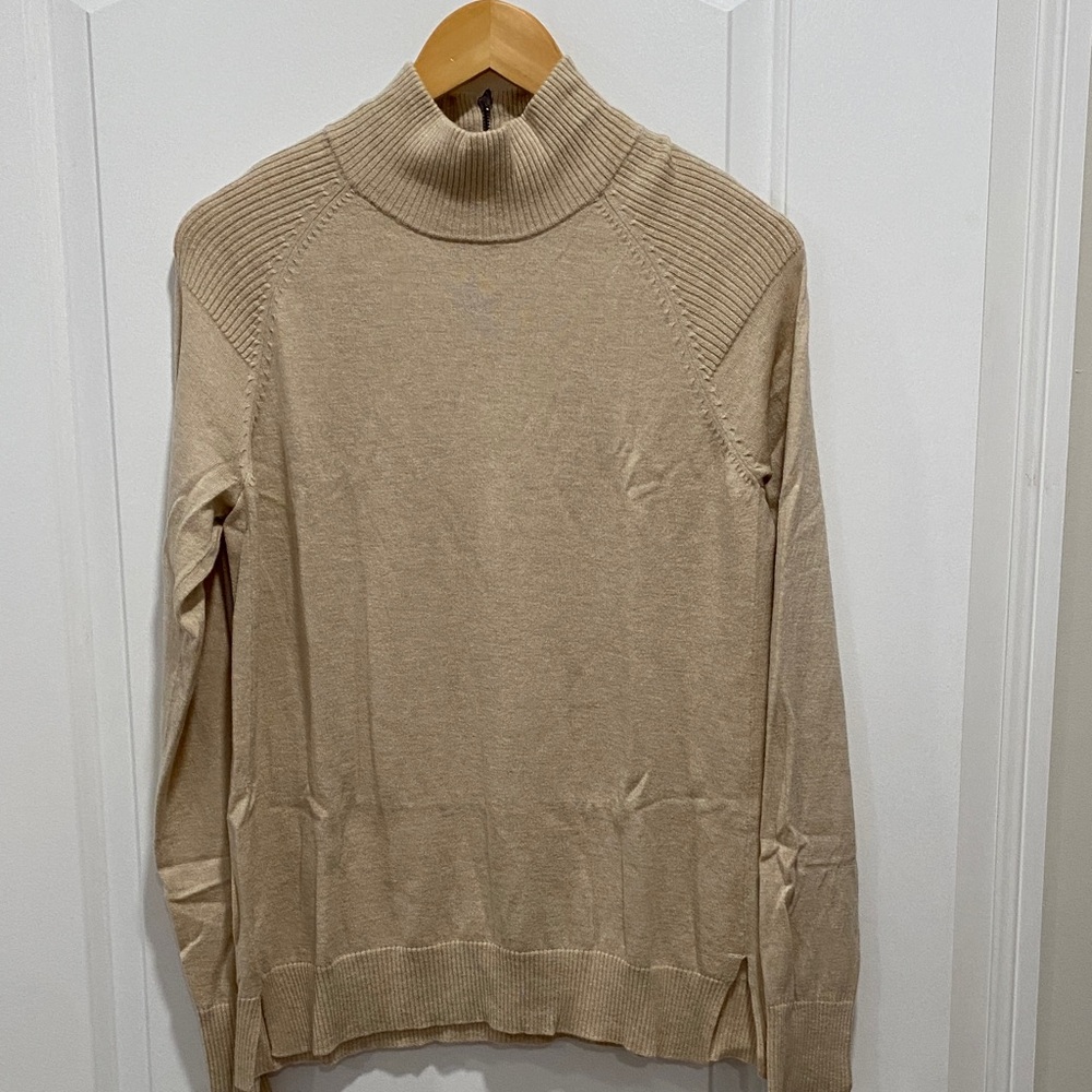 Orvis Tan round neck Sweater size Medium